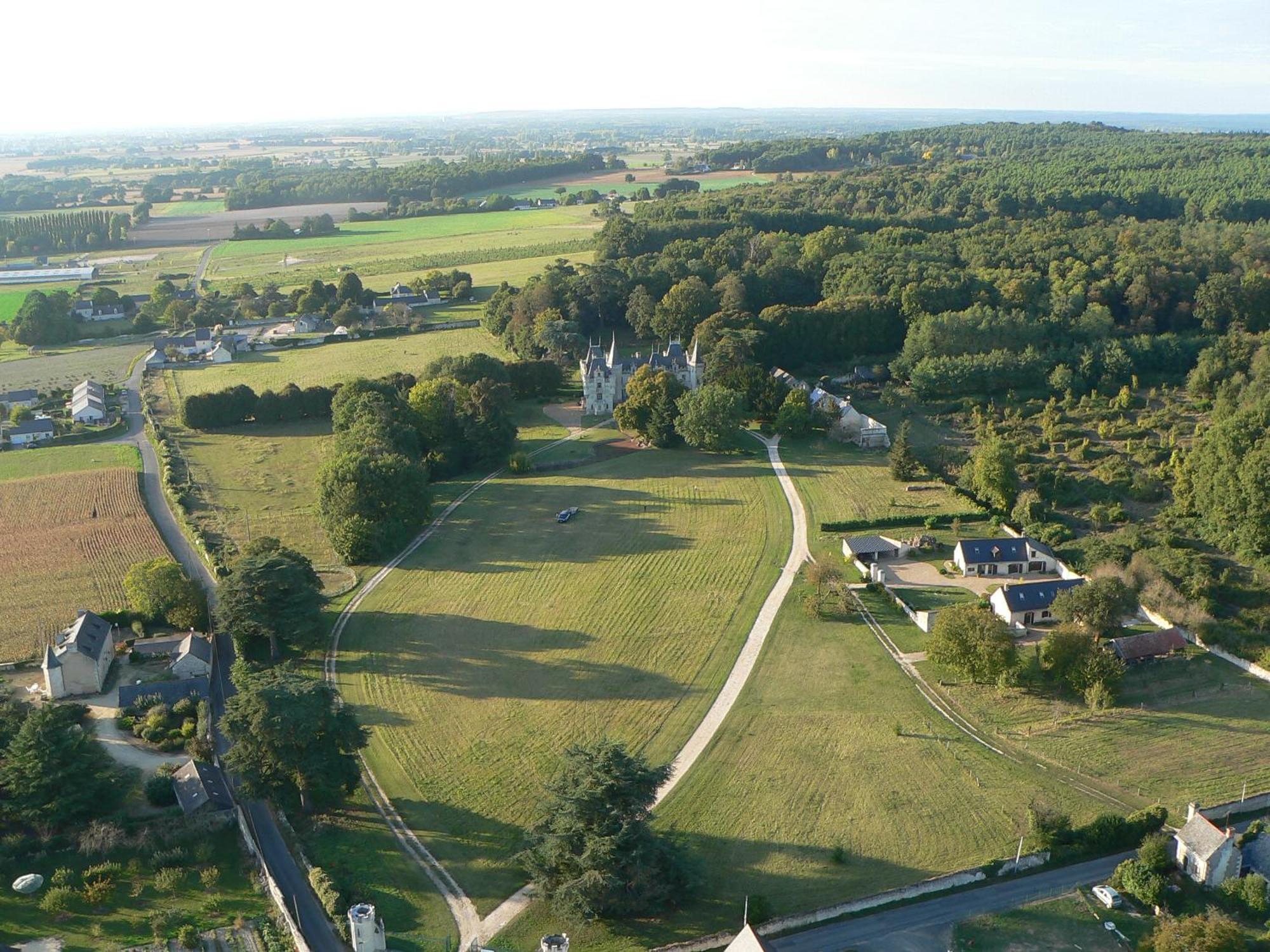 Chateau De Salvert - 4 Gites - 32 Personnes Neuille Экстерьер фото