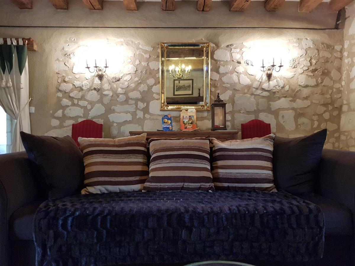 Chateau De Salvert - 4 Gites - 32 Personnes Neuille Экстерьер фото